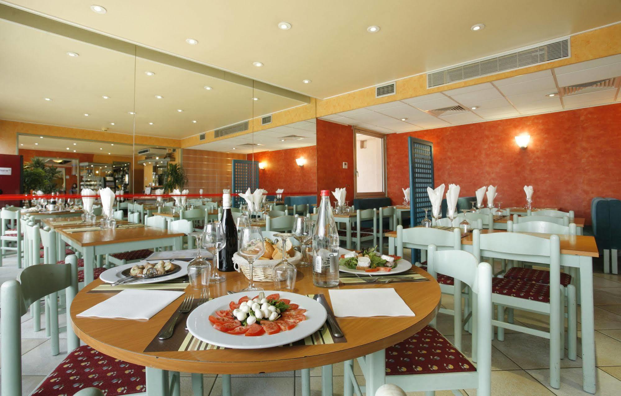 Hotel Originals City, Armony Dijon - Chenove Ngoại thất bức ảnh